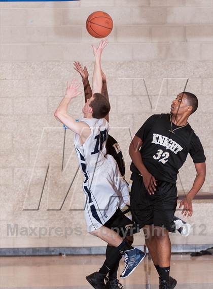 Thumbnail 3 in Cienega vs Knight (Torrey Pines Holiday Classic) photogallery.