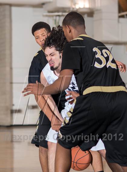 Thumbnail 2 in Cienega vs Knight (Torrey Pines Holiday Classic) photogallery.