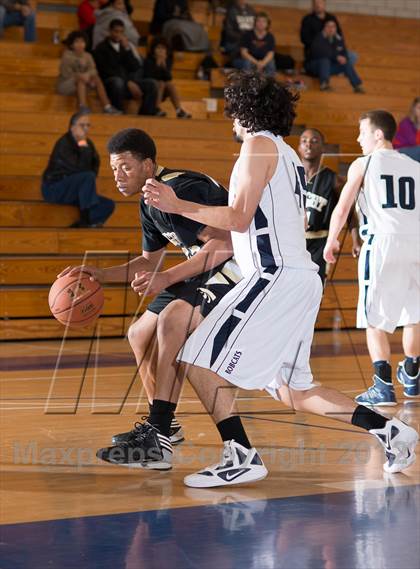 Thumbnail 2 in Cienega vs Knight (Torrey Pines Holiday Classic) photogallery.