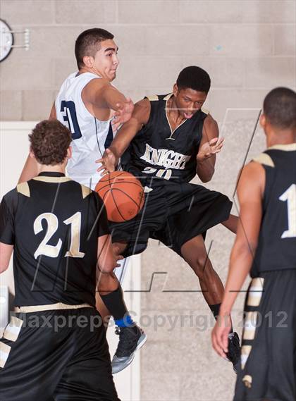 Thumbnail 2 in Cienega vs Knight (Torrey Pines Holiday Classic) photogallery.