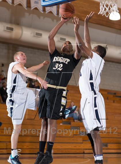 Thumbnail 3 in Cienega vs Knight (Torrey Pines Holiday Classic) photogallery.