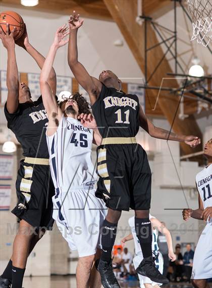 Thumbnail 2 in Cienega vs Knight (Torrey Pines Holiday Classic) photogallery.