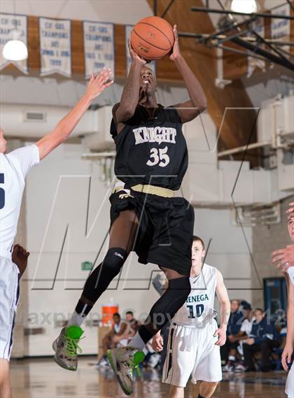 Thumbnail 2 in Cienega vs Knight (Torrey Pines Holiday Classic) photogallery.