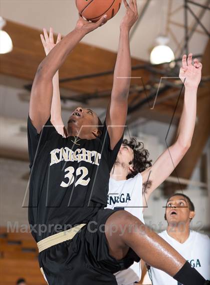 Thumbnail 3 in Cienega vs Knight (Torrey Pines Holiday Classic) photogallery.
