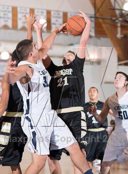 Thumbnail 1 in Cienega vs Knight (Torrey Pines Holiday Classic) photogallery.
