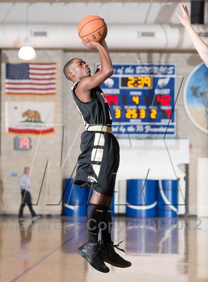 Thumbnail 1 in Cienega vs Knight (Torrey Pines Holiday Classic) photogallery.