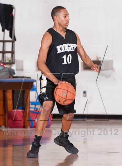 Thumbnail 2 in Cienega vs Knight (Torrey Pines Holiday Classic) photogallery.