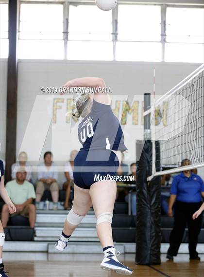 Thumbnail 1 in Jemison vs Thorsby (Chilton County Tournament) photogallery.