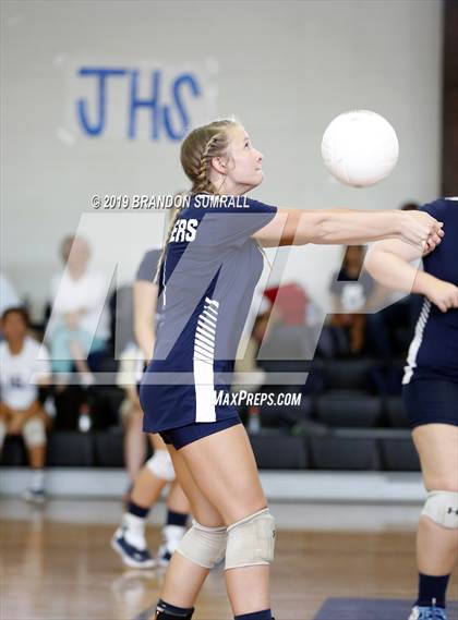 Thumbnail 1 in Jemison vs Thorsby (Chilton County Tournament) photogallery.