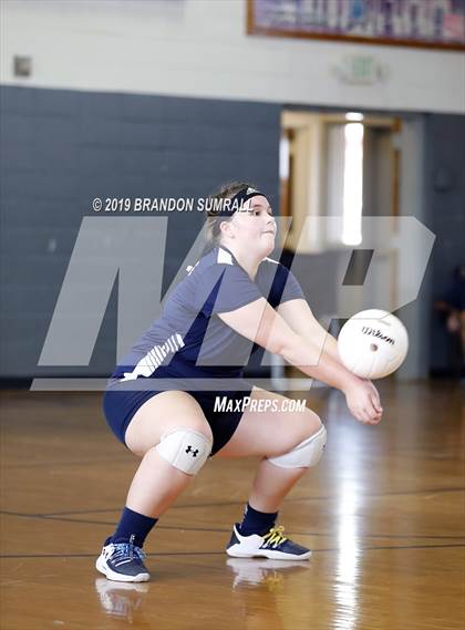 Thumbnail 2 in Jemison vs Thorsby (Chilton County Tournament) photogallery.