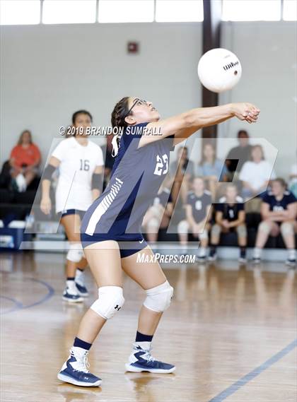 Thumbnail 1 in Jemison vs Thorsby (Chilton County Tournament) photogallery.