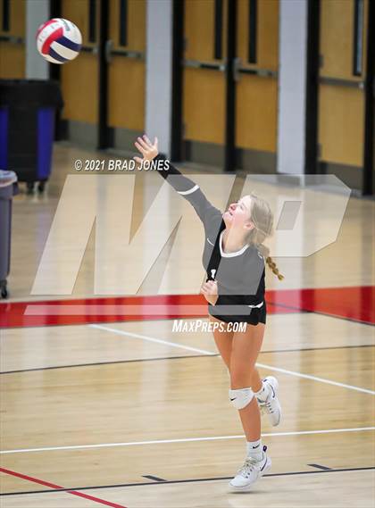 Thumbnail 1 in Green Hill vs Wilson Central (TSSAA Division I-AAA District Playoff) photogallery.