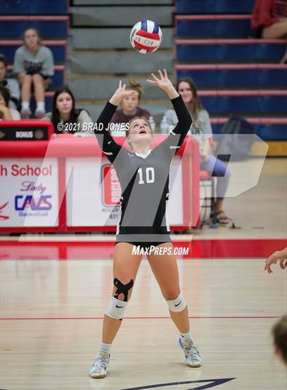 Thumbnail 2 in Green Hill vs Wilson Central (TSSAA Division I-AAA District Playoff) photogallery.