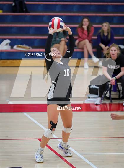 Thumbnail 3 in Green Hill vs Wilson Central (TSSAA Division I-AAA District Playoff) photogallery.
