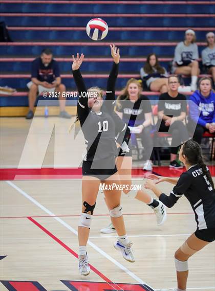 Thumbnail 1 in Green Hill vs Wilson Central (TSSAA Division I-AAA District Playoff) photogallery.