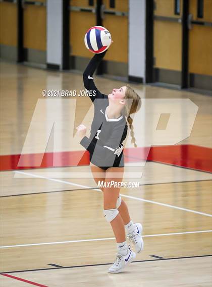 Thumbnail 3 in Green Hill vs Wilson Central (TSSAA Division I-AAA District Playoff) photogallery.