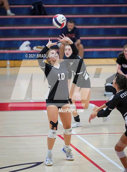 Thumbnail 1 in Green Hill vs Wilson Central (TSSAA Division I-AAA District Playoff) photogallery.