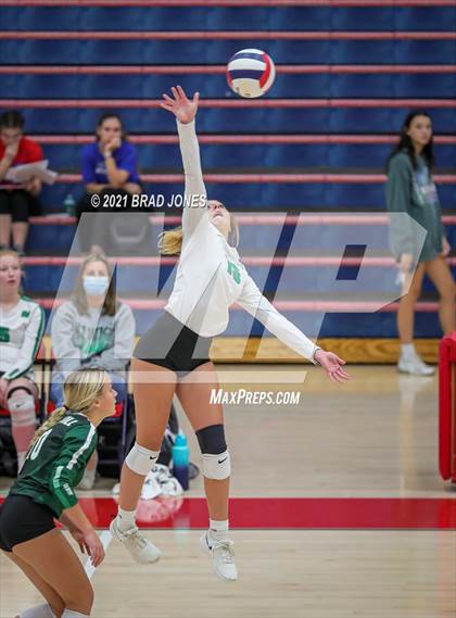 Thumbnail 2 in Green Hill vs Wilson Central (TSSAA Division I-AAA District Playoff) photogallery.