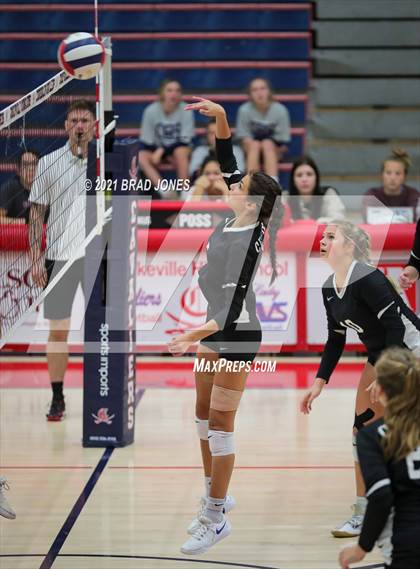 Thumbnail 1 in Green Hill vs Wilson Central (TSSAA Division I-AAA District Playoff) photogallery.