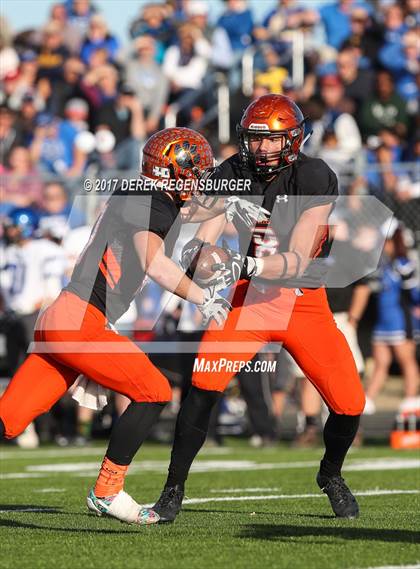 Thumbnail 3 in Longmont vs Erie (CHSAA 3A Semifinal) photogallery.