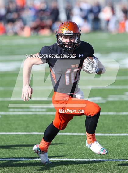Thumbnail 3 in Longmont vs Erie (CHSAA 3A Semifinal) photogallery.