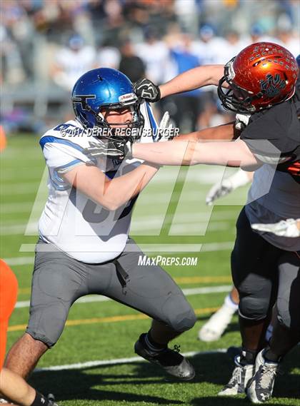 Thumbnail 2 in Longmont vs Erie (CHSAA 3A Semifinal) photogallery.