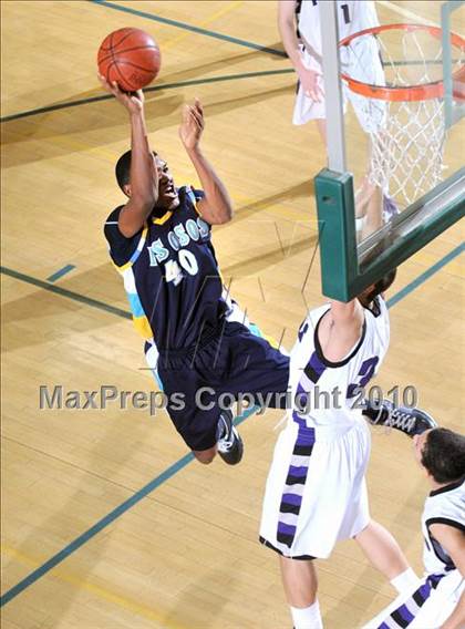 Thumbnail 2 in Foothills Christian vs. Los Osos (MaxPreps Holiday Classic) photogallery.