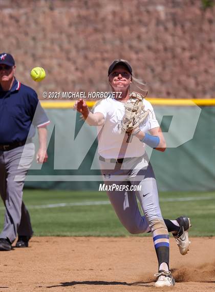 Thumbnail 3 in Marcus @ Hebron photogallery.