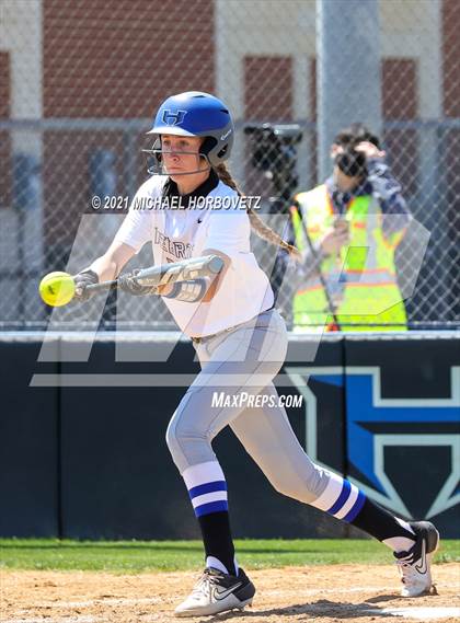 Thumbnail 3 in Marcus @ Hebron photogallery.