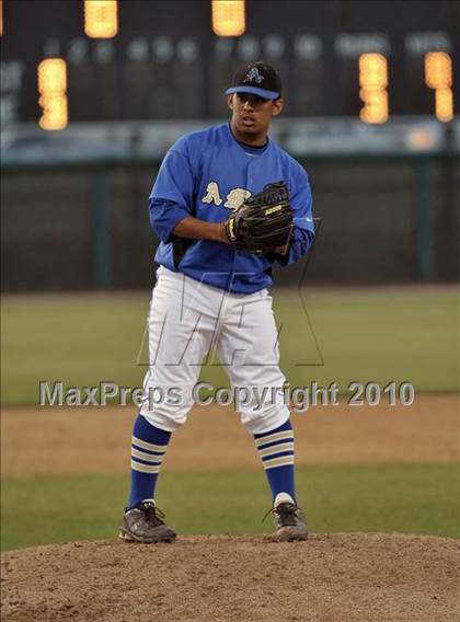 Thumbnail 1 in South Hills @ Bishop Amat photogallery.