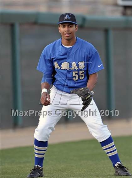 Thumbnail 1 in South Hills @ Bishop Amat photogallery.
