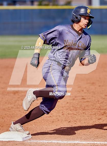 Thumbnail 2 in Yuba City @ West Park (CIF SJS D3 Playoffs) photogallery.