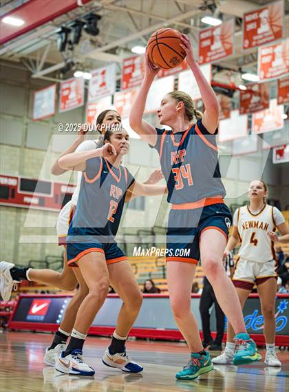 Thumbnail 2 in Cardinal Newman vs. Rolling Hills Prep (Kiernan Klassic Showcase) photogallery.