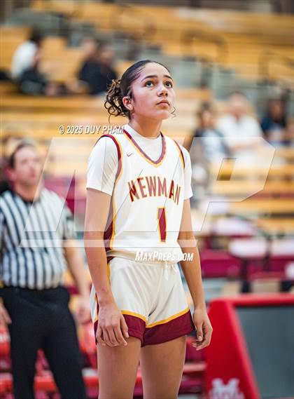 Thumbnail 2 in Cardinal Newman vs. Rolling Hills Prep (Kiernan Klassic Showcase) photogallery.
