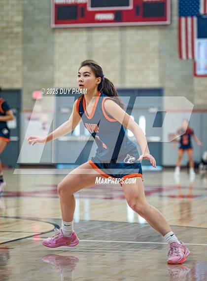 Thumbnail 1 in Cardinal Newman vs. Rolling Hills Prep (Kiernan Klassic Showcase) photogallery.