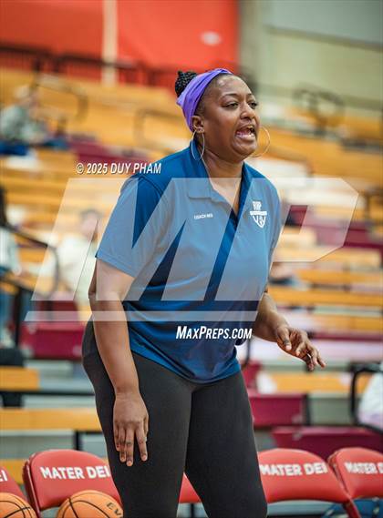 Thumbnail 1 in Cardinal Newman vs. Rolling Hills Prep (Kiernan Klassic Showcase) photogallery.