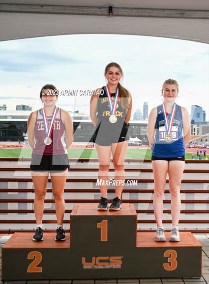 Thumbnail 2 in UIL 1A Track & Field Finals (Awards) photogallery.