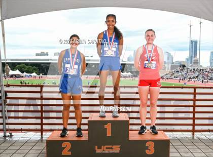 Thumbnail 3 in UIL 1A Track & Field Finals (Awards) photogallery.
