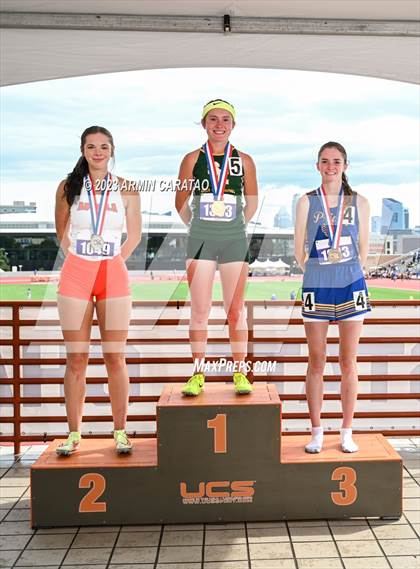 Thumbnail 3 in UIL 1A Track & Field Finals (Awards) photogallery.