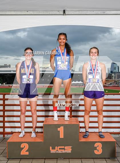 Thumbnail 2 in UIL 1A Track & Field Finals (Awards) photogallery.