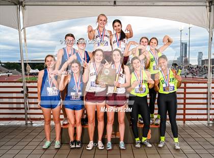 Thumbnail 2 in UIL 1A Track & Field Finals (Awards) photogallery.