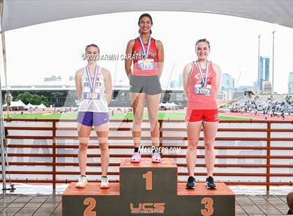Thumbnail 2 in UIL 1A Track & Field Finals (Awards) photogallery.