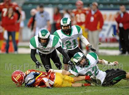 Thumbnail 2 in St. Mary's vs. Cathedral (CIF State D2 Final) photogallery.