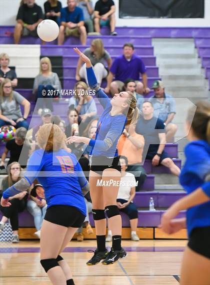 Thumbnail 1 in Chino Valley @ Northwest Christian photogallery.