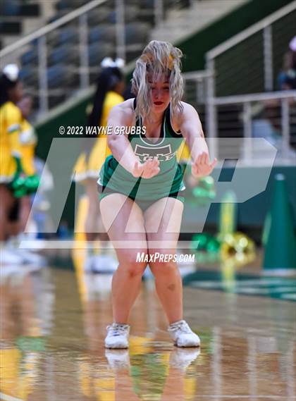 Thumbnail 1 in Tatum vs. Madison (UIL 3A Region 2 Final) photogallery.