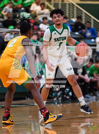 Thumbnail 2 in Tatum vs. Madison (UIL 3A Region 2 Final) photogallery.