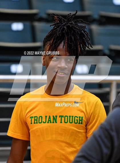 Thumbnail 2 in Tatum vs. Madison (UIL 3A Region 2 Final) photogallery.