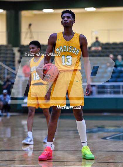 Thumbnail 1 in Tatum vs. Madison (UIL 3A Region 2 Final) photogallery.