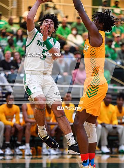 Thumbnail 3 in Tatum vs. Madison (UIL 3A Region 2 Final) photogallery.