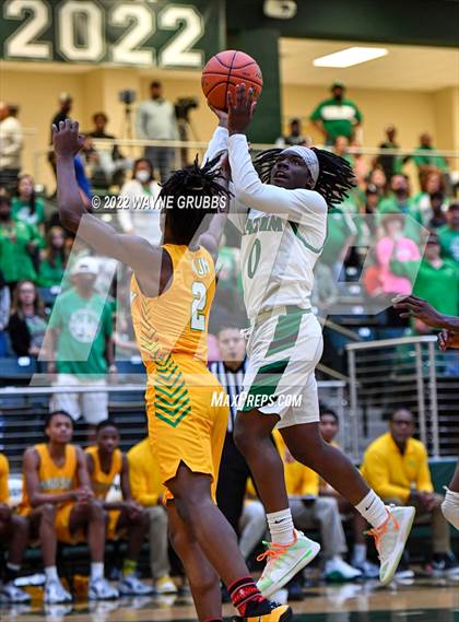Thumbnail 2 in Tatum vs. Madison (UIL 3A Region 2 Final) photogallery.